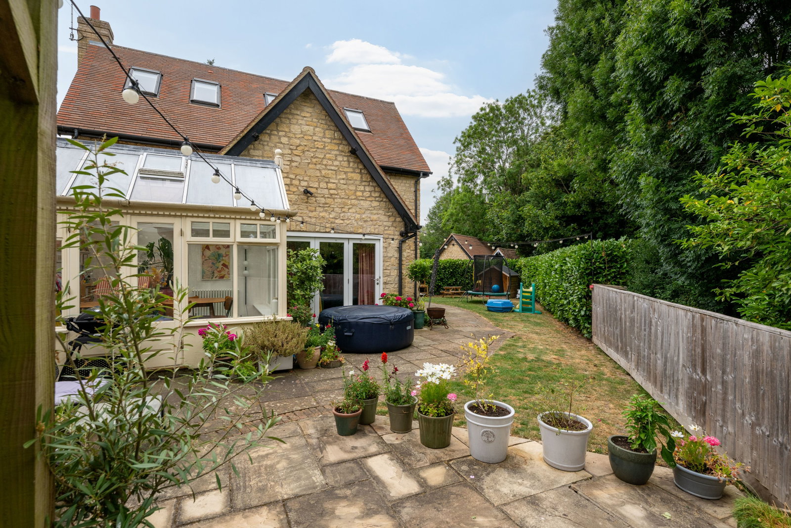 Detached House in Bedford