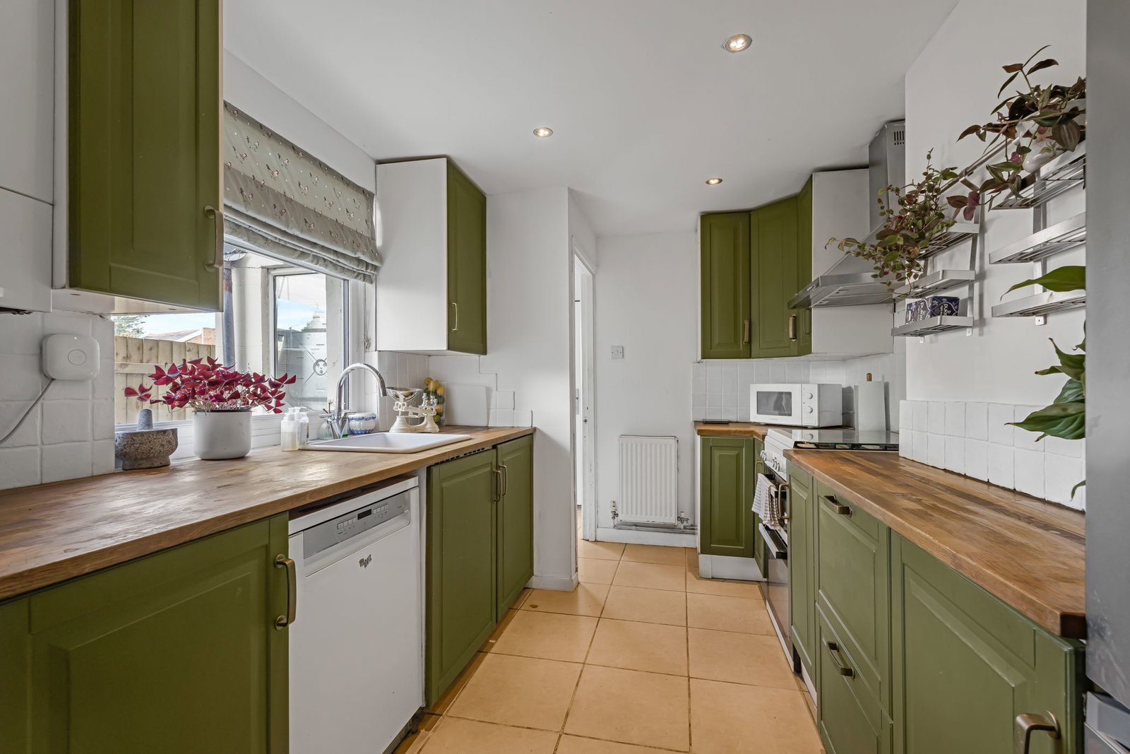 End Of Terrace House for sale in Cheltenham, Gloucester Road, Town Centre, Cheltenham, GL51