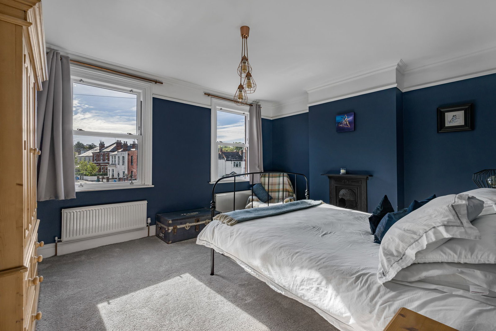 End Of Terrace House for sale in Cheltenham, Gloucester Road, Town Centre, Cheltenham, GL51