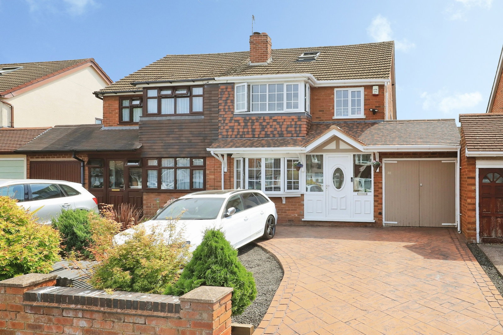 Semi Detached House in Willenhall