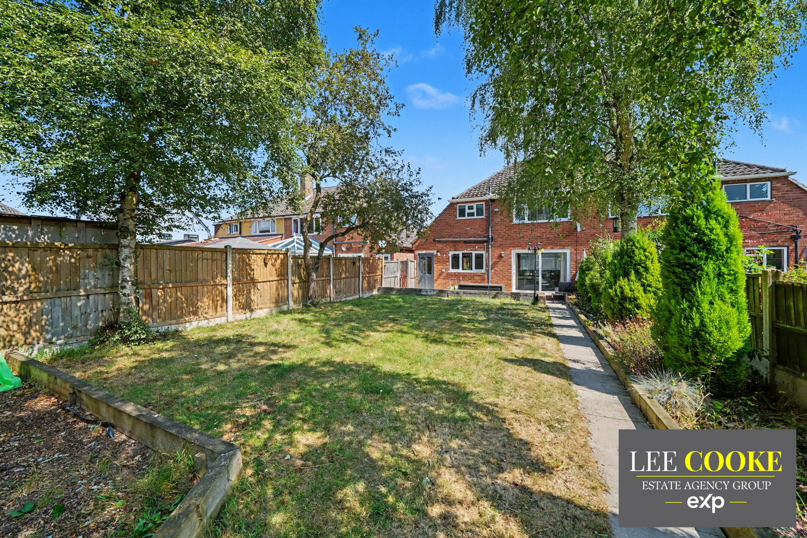Semi Detached House in Willenhall
