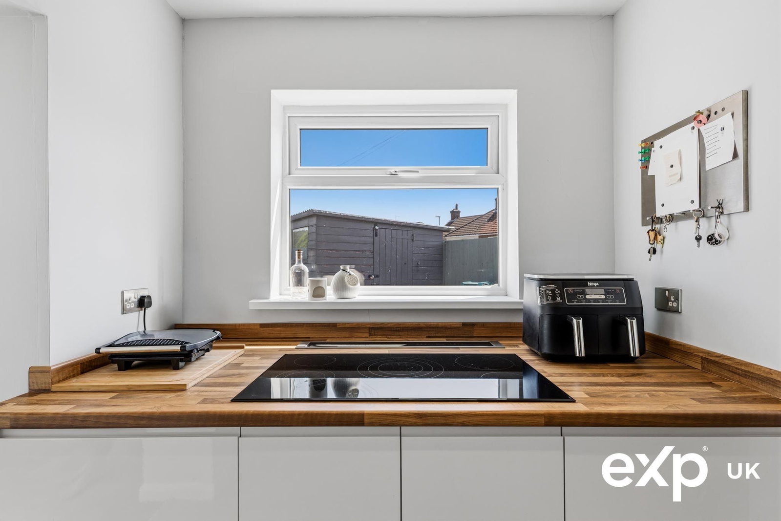 Semi Detached House in Newark