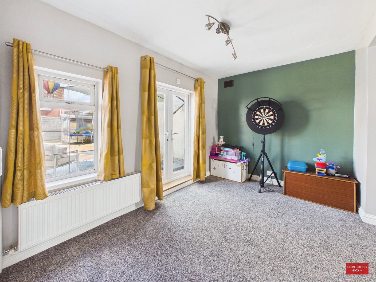 Detached House in Gloucester