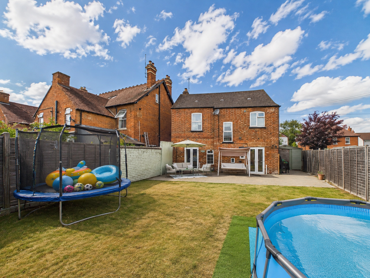 Detached House for sale in Gloucester, Tewkesbury Road, Longford, Gloucester, GL2 9EH, 1044 m²