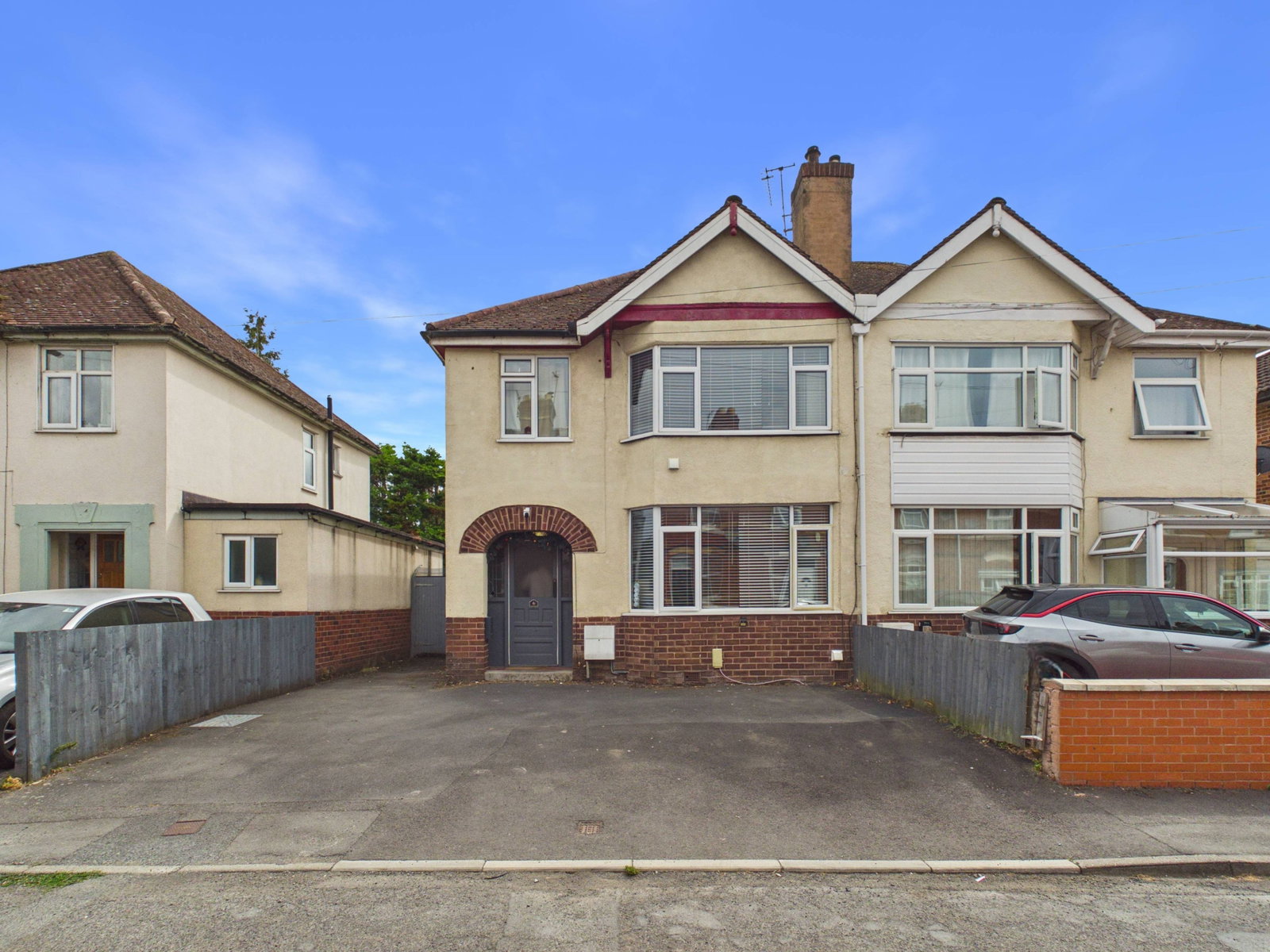 Semi Detached House for sale in Hereford, Mostyn Street, Whitecross, HR4, 851 m²
