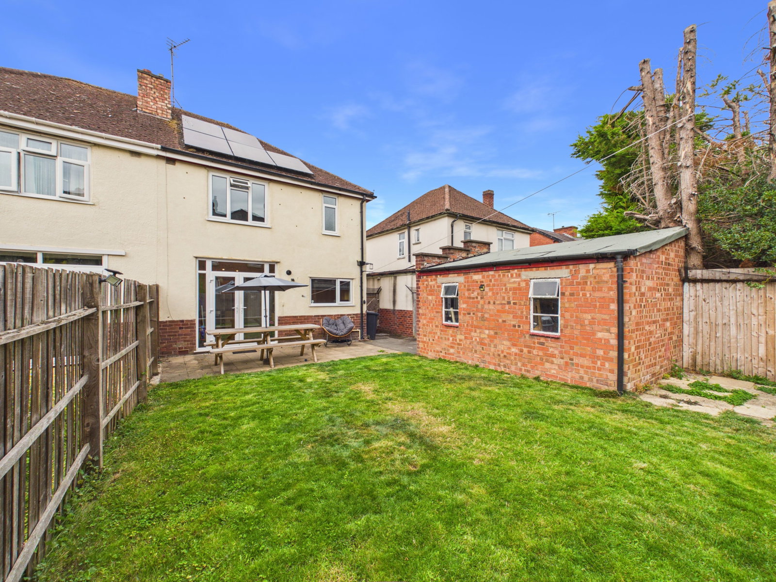 Semi Detached House for sale in Hereford, Mostyn Street, Whitecross, HR4, 851 m²