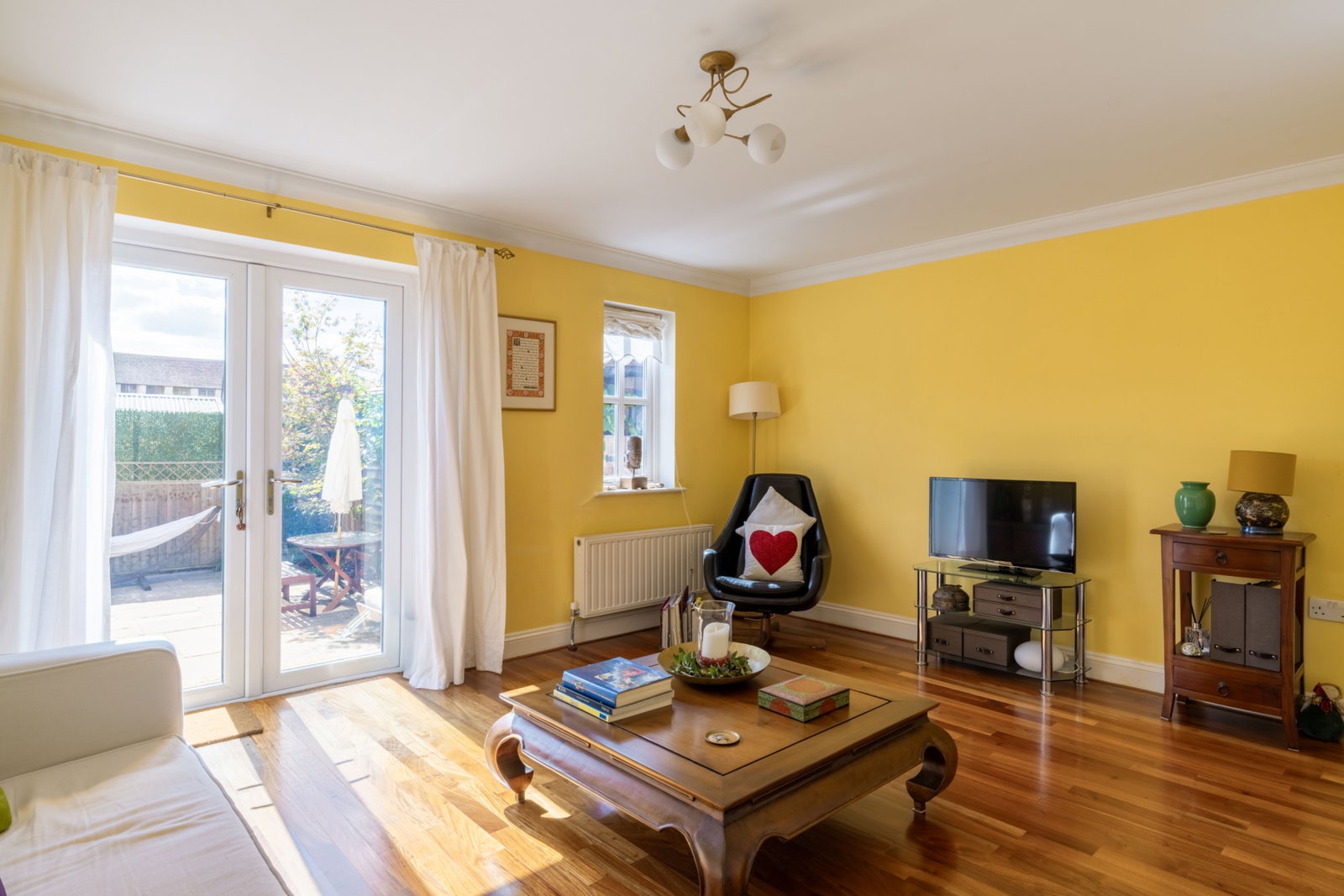 End Of Terrace House for sale in Tonbridge, Maidstone Road, Paddock Wood, Tonbridge, TN12 6DG, 1053 m²