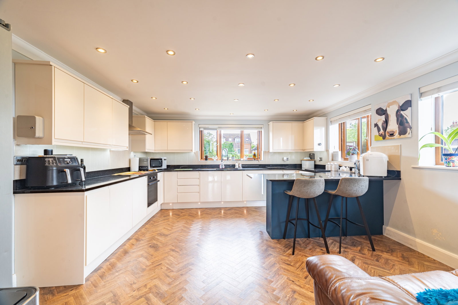 Detached House in Aylesbury 2