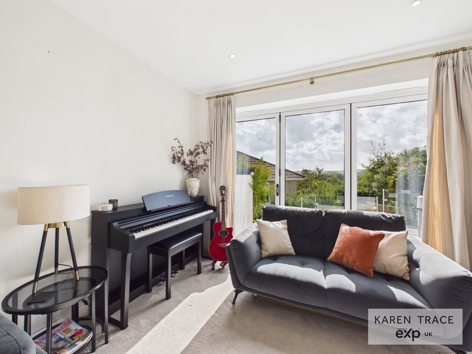 Detached House for sale in St. Austell, Sawles Road, St. Austell, PL25 4UE, 1575 m²