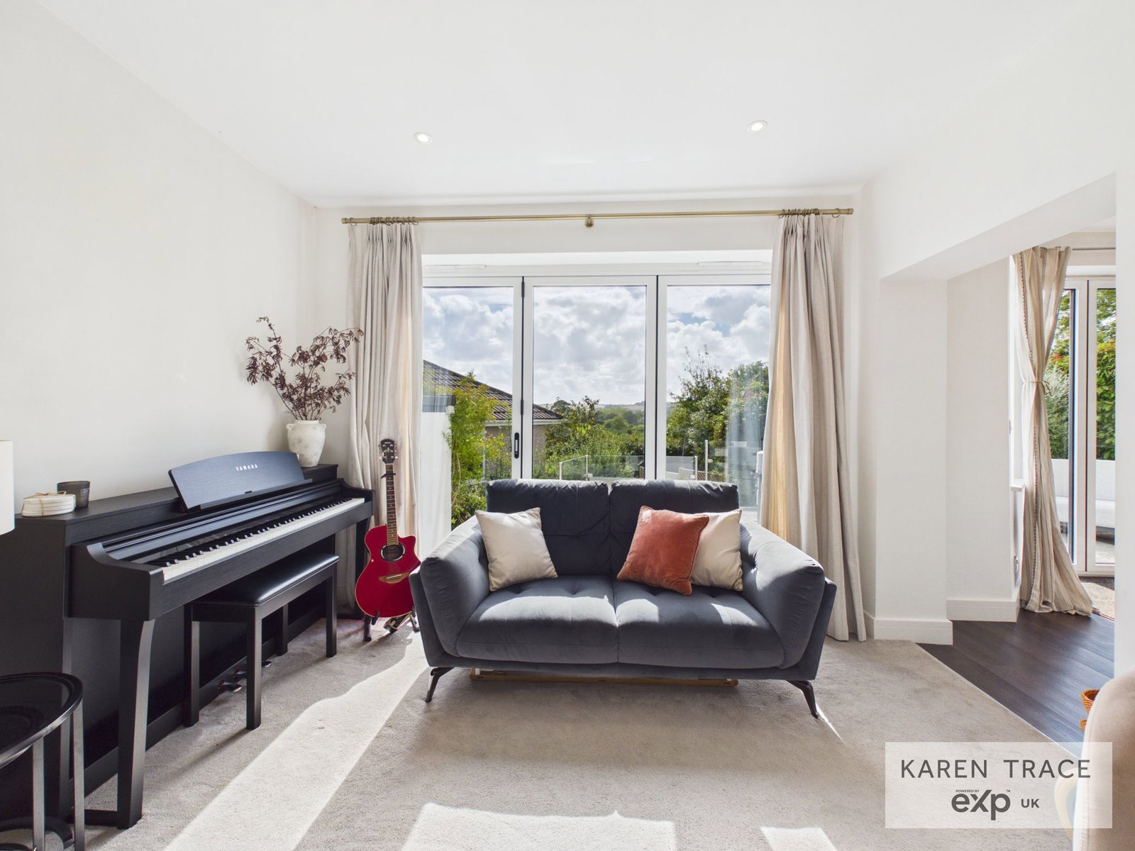 Detached House for sale in St. Austell, Sawles Road, St. Austell, PL25 4UE, 1575 m²