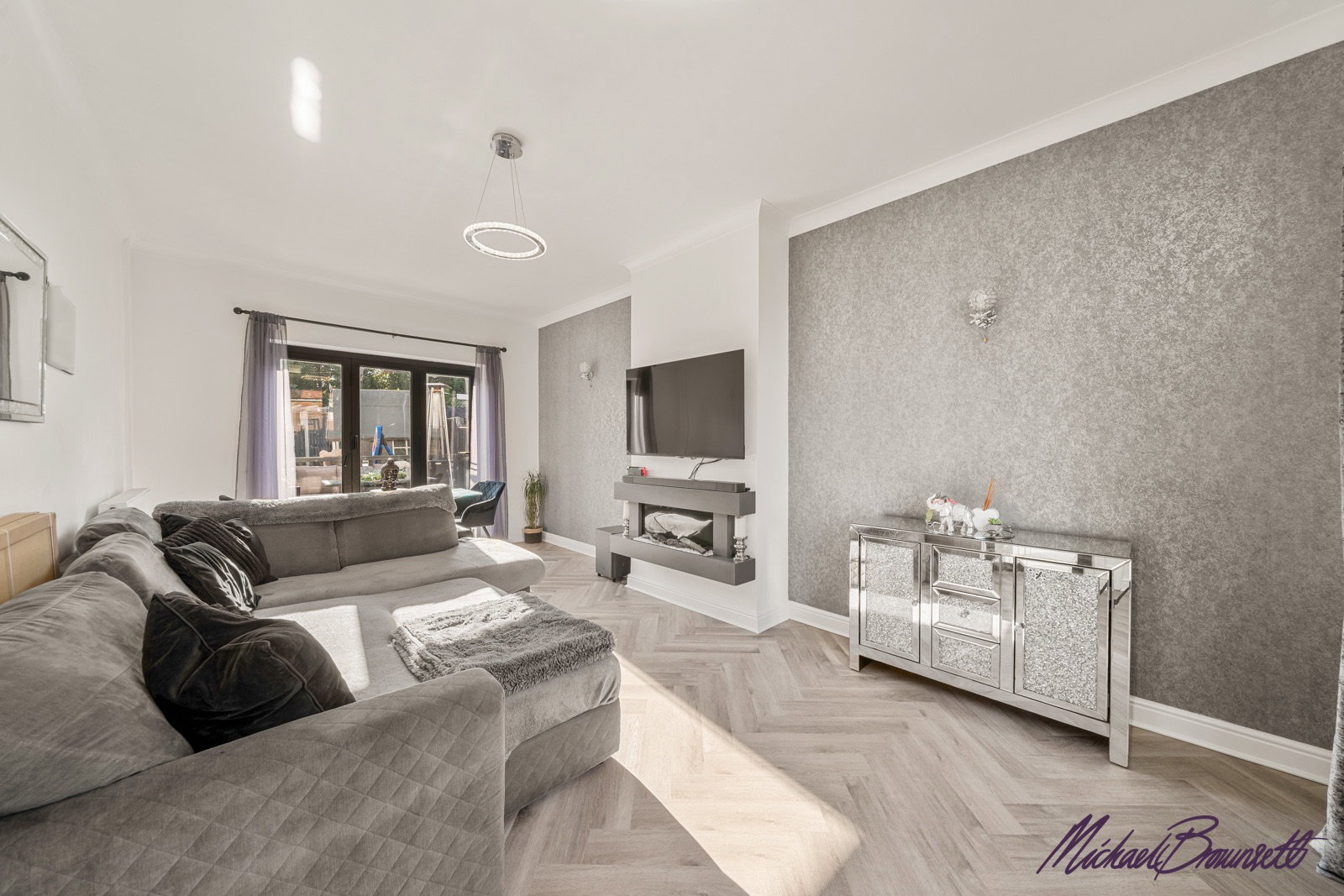 Semi Detached House in Bradford 3