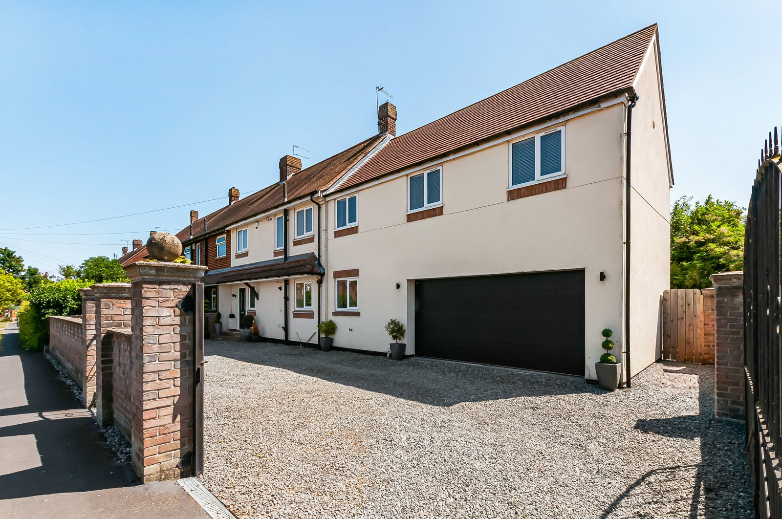 Semi Detached House in Beverley