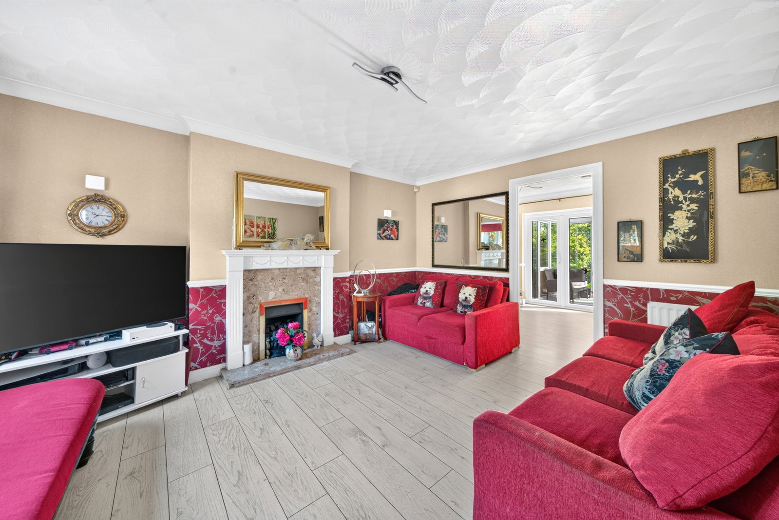 Semi Detached House in Radlett