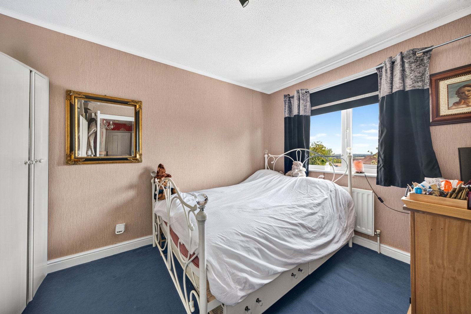 Semi Detached House in Radlett