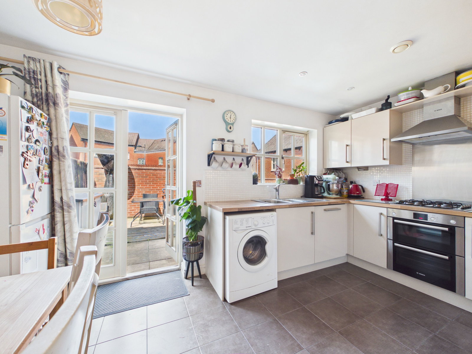 Semi Detached House in Telford