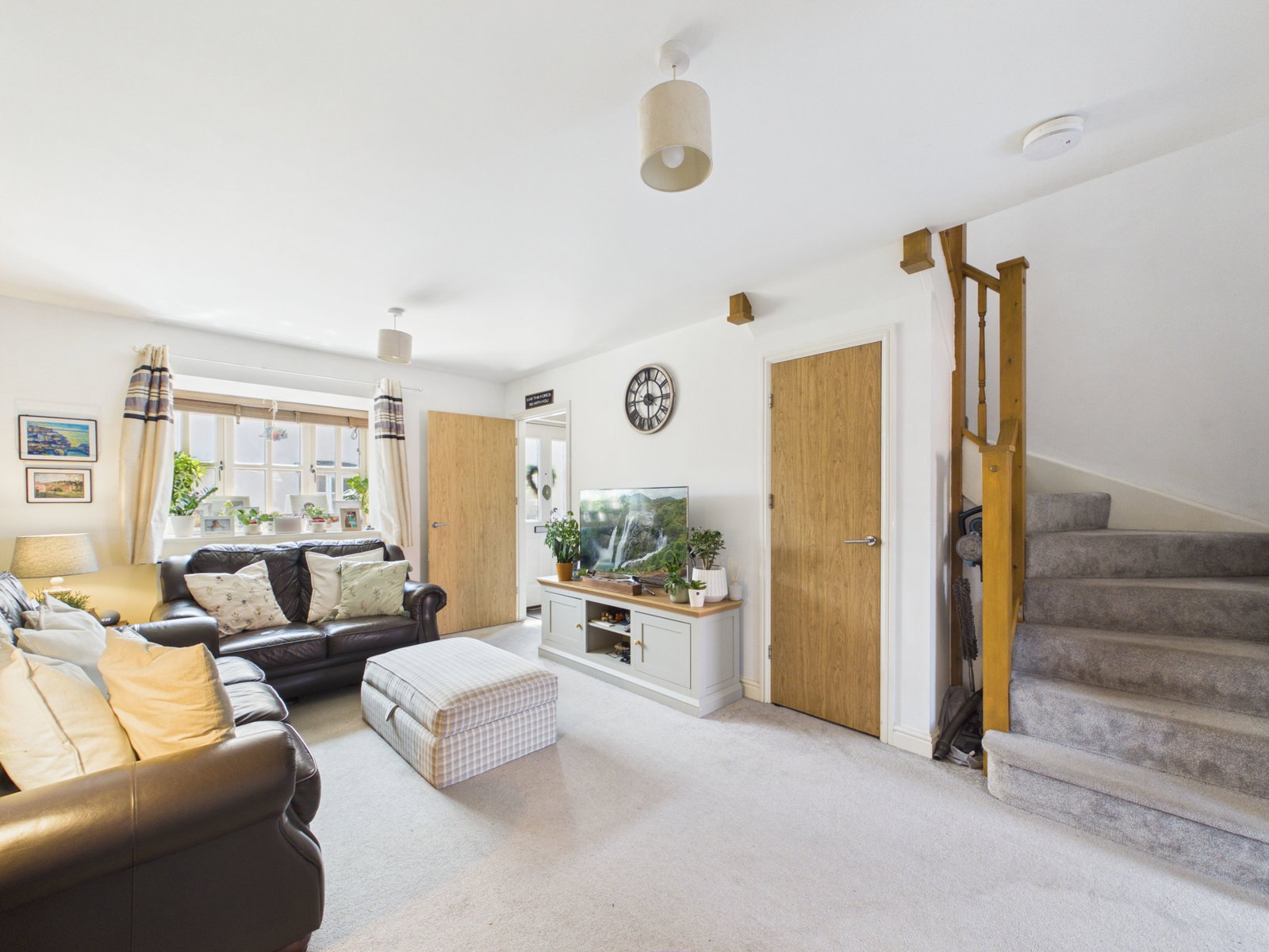 Semi Detached House in Telford