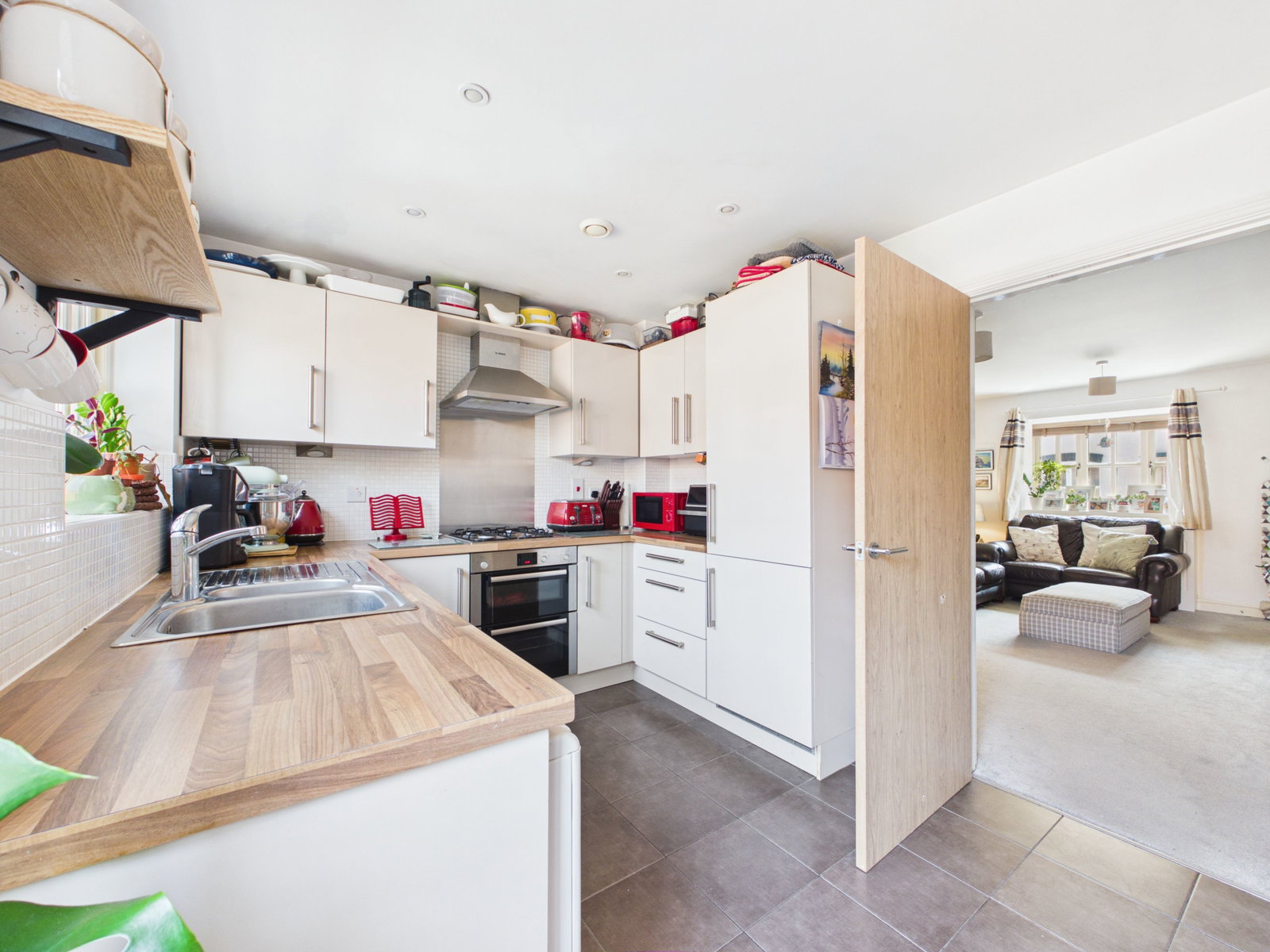 Semi Detached House in Telford