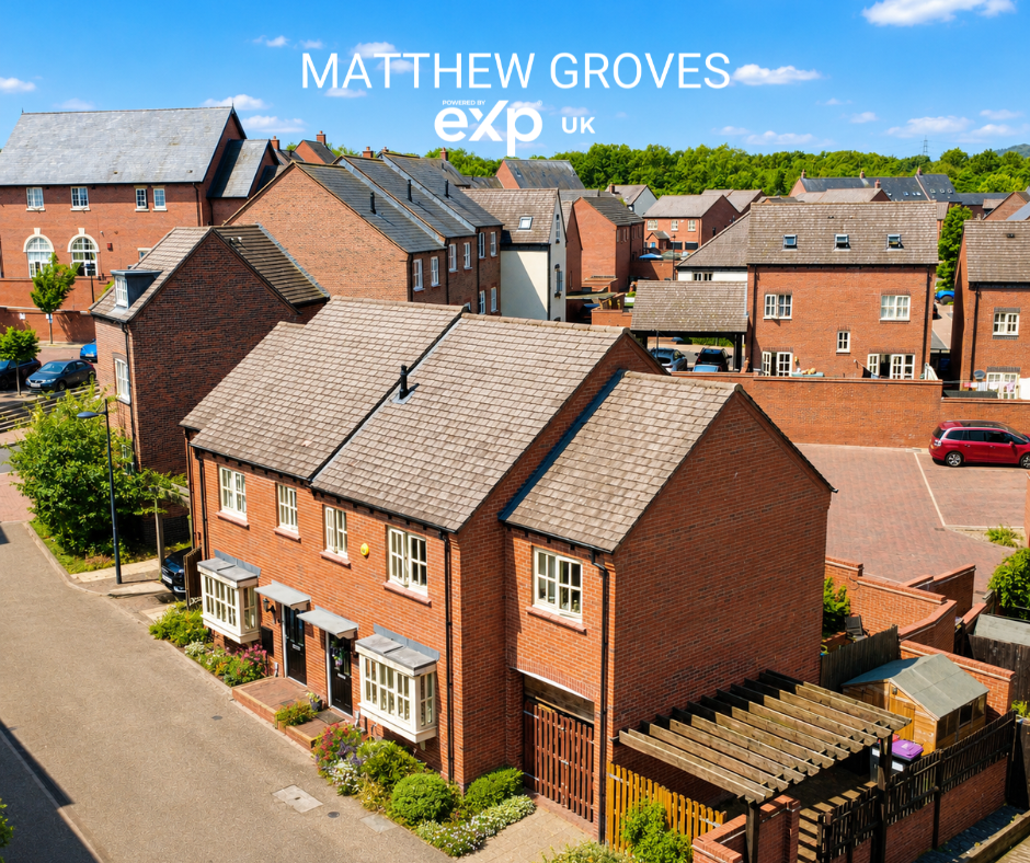 Semi Detached House in Telford