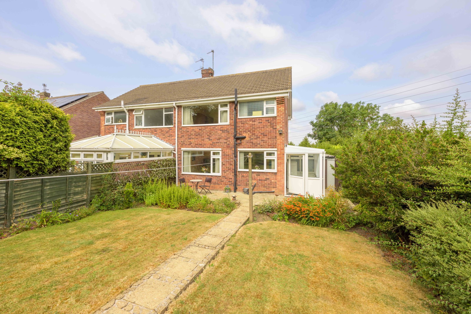Semi Detached House in Grantham