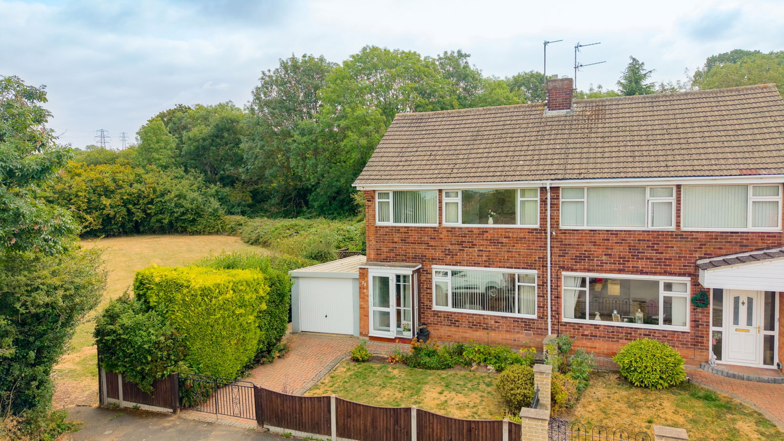 Semi Detached House in Grantham