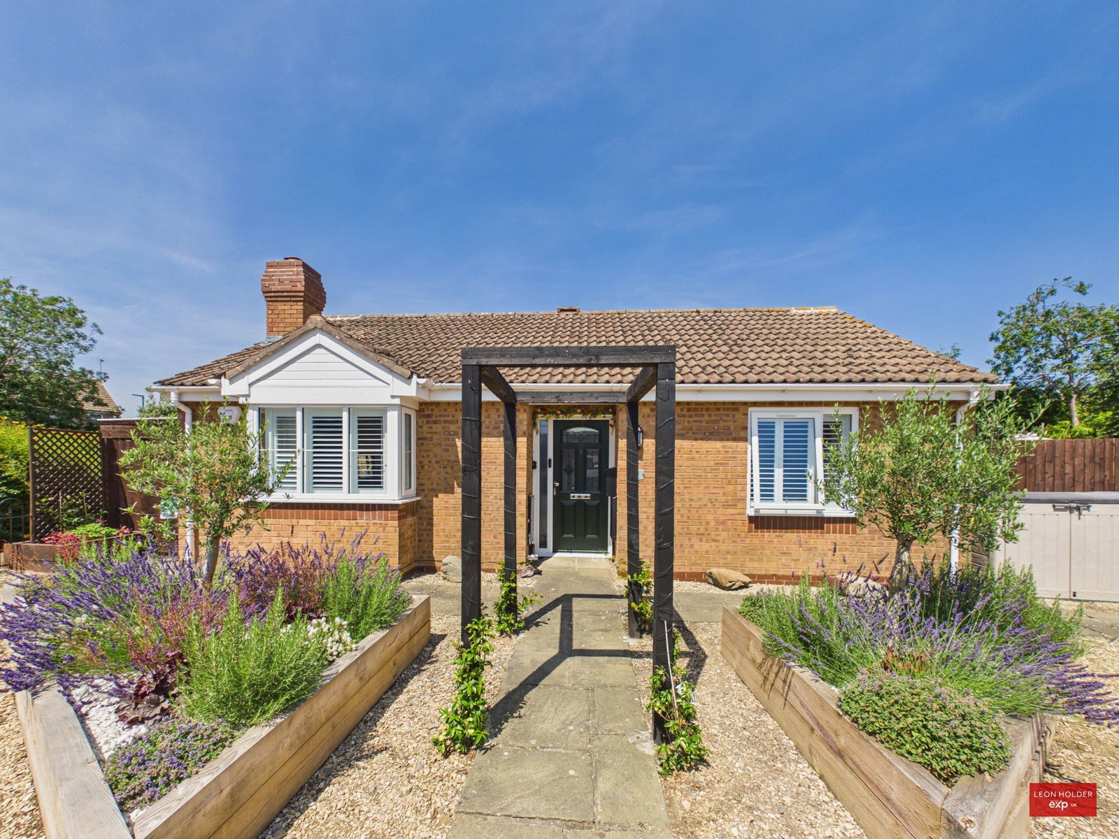 Bungalow for sale in Gloucester, Jupiter Way, Abbeymead, Gloucester, GL4 5JE