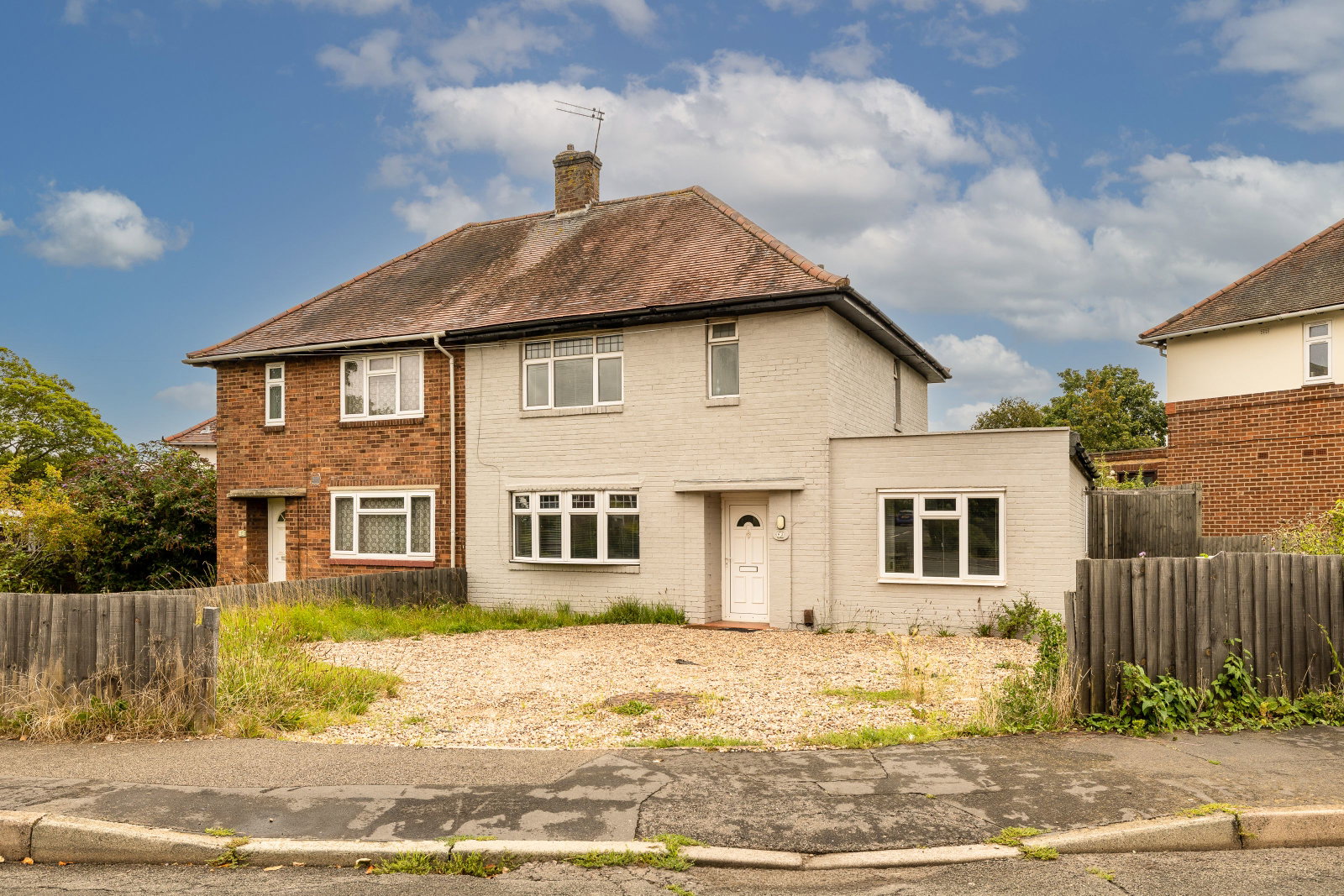 Semi Detached House in Leamington Spa