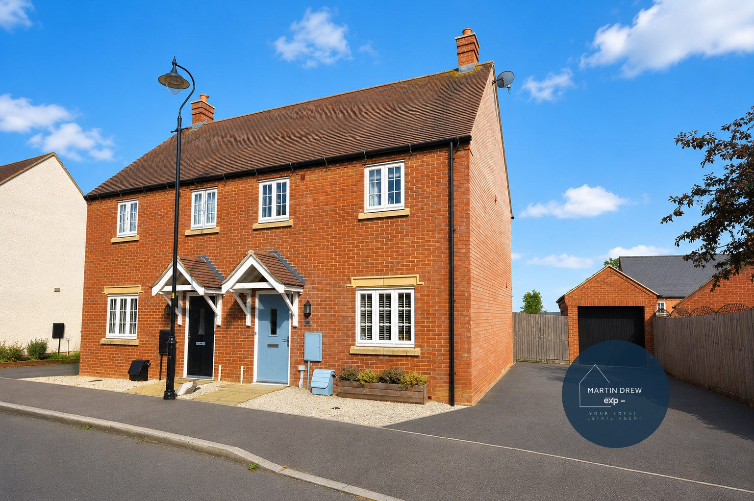 Semi Detached House in Brackley