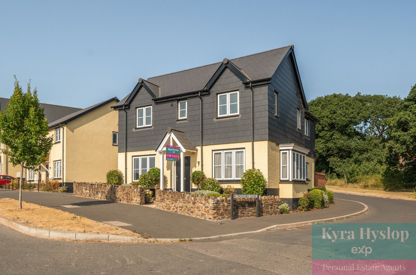 Detached House in Exeter