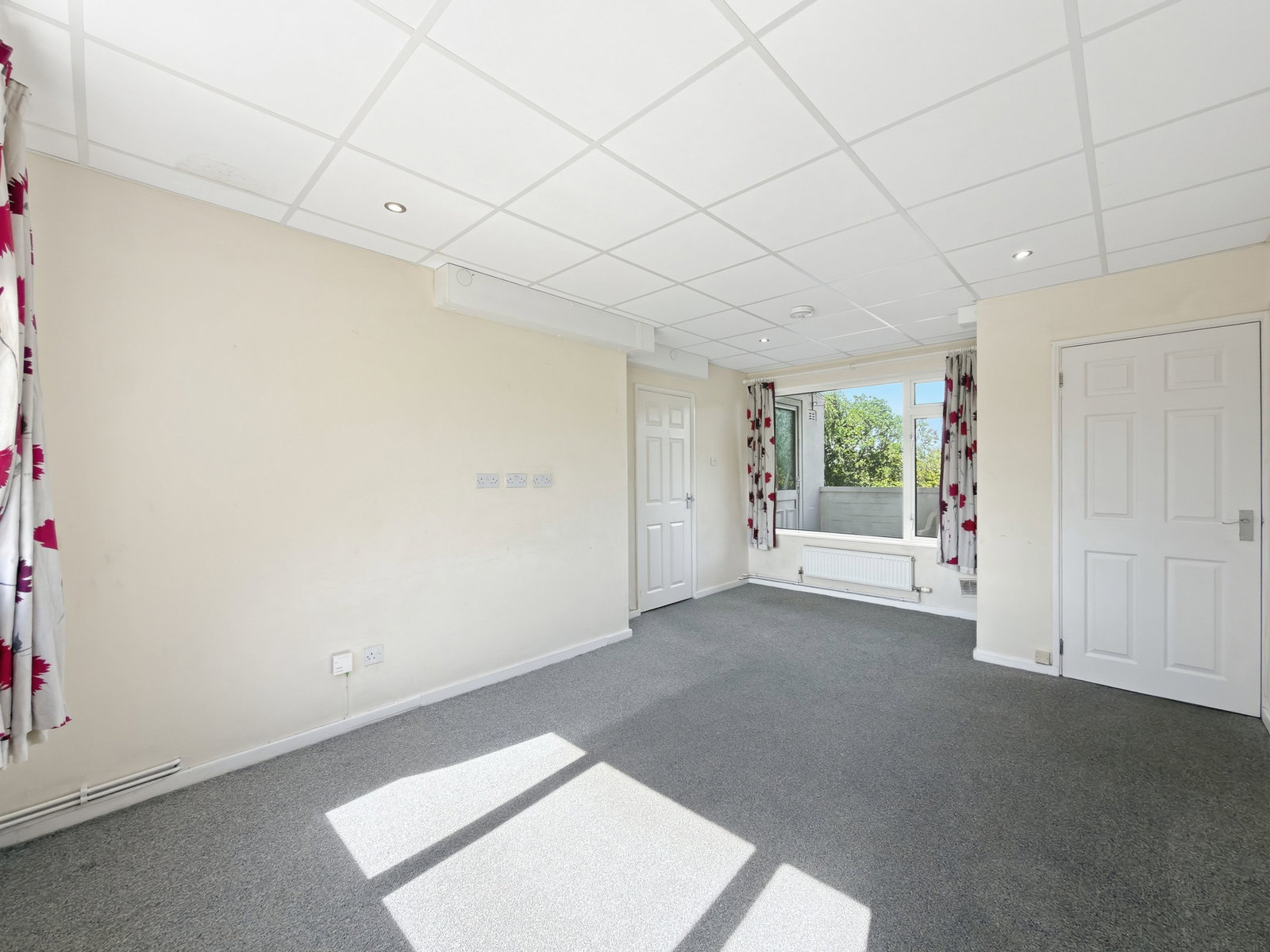 Flat in Newport