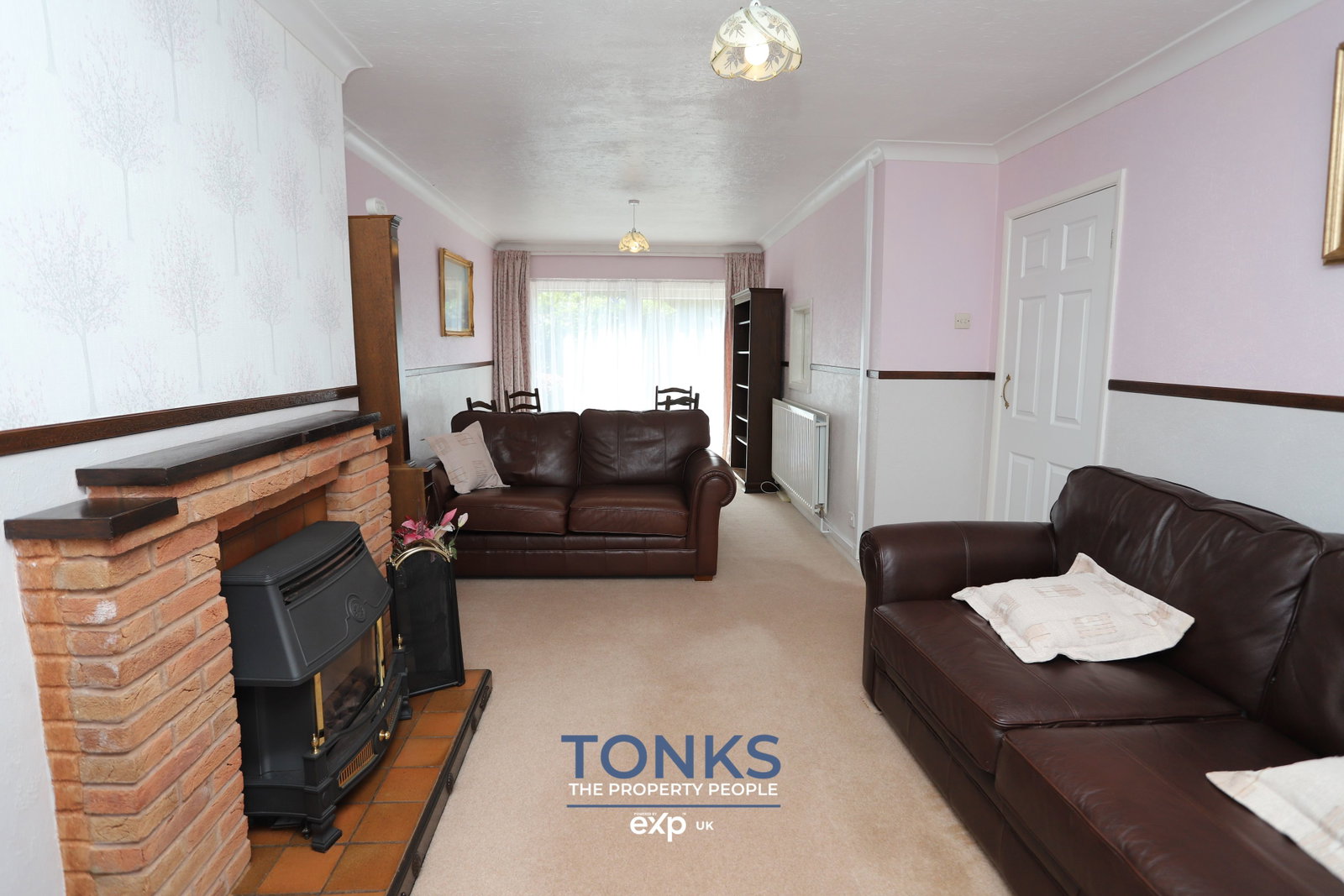 Semi Detached House in Brierley Hill 3