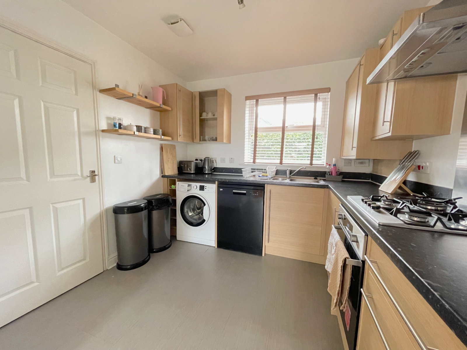 End Of Terrace House in Sheerness 5