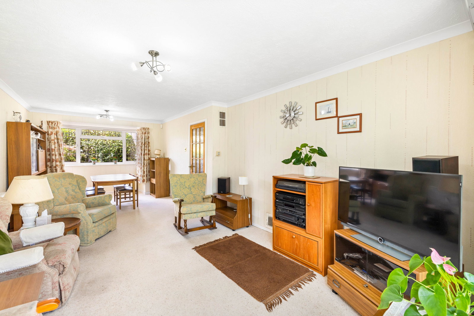 Detached House for sale in Haywards Heath, Lewes Road, Lindfield, West Sussex, RH16 2LQ