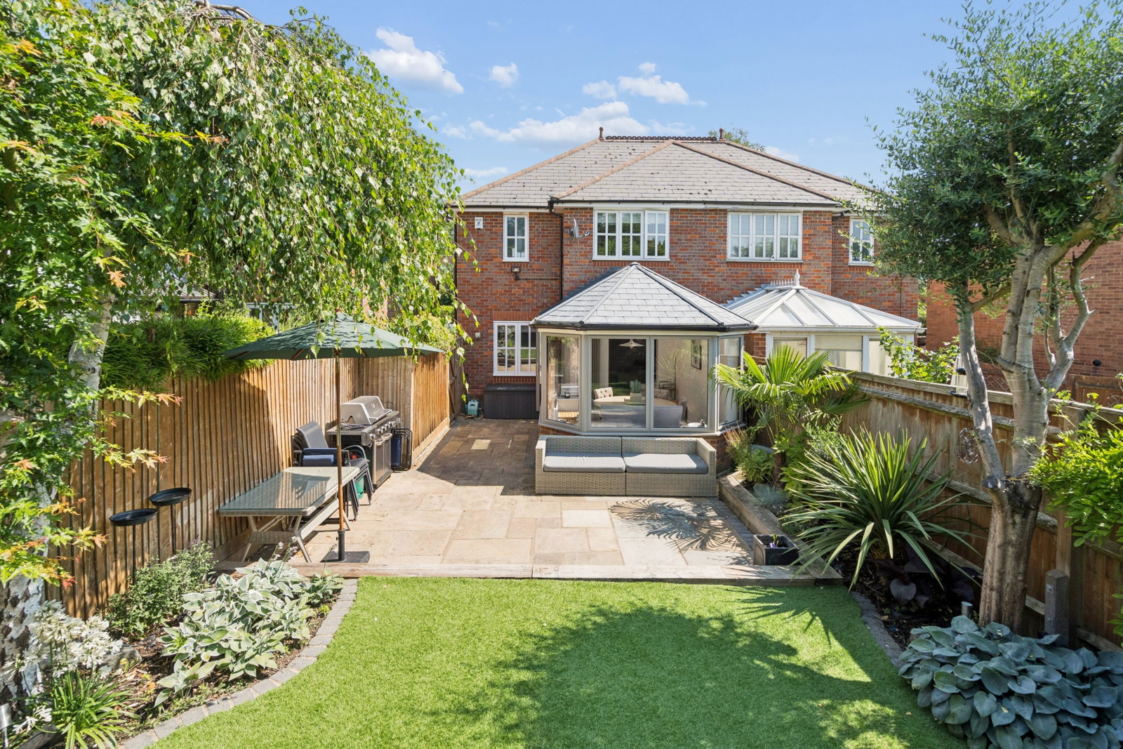 Semi Detached House in Gerrards Cross