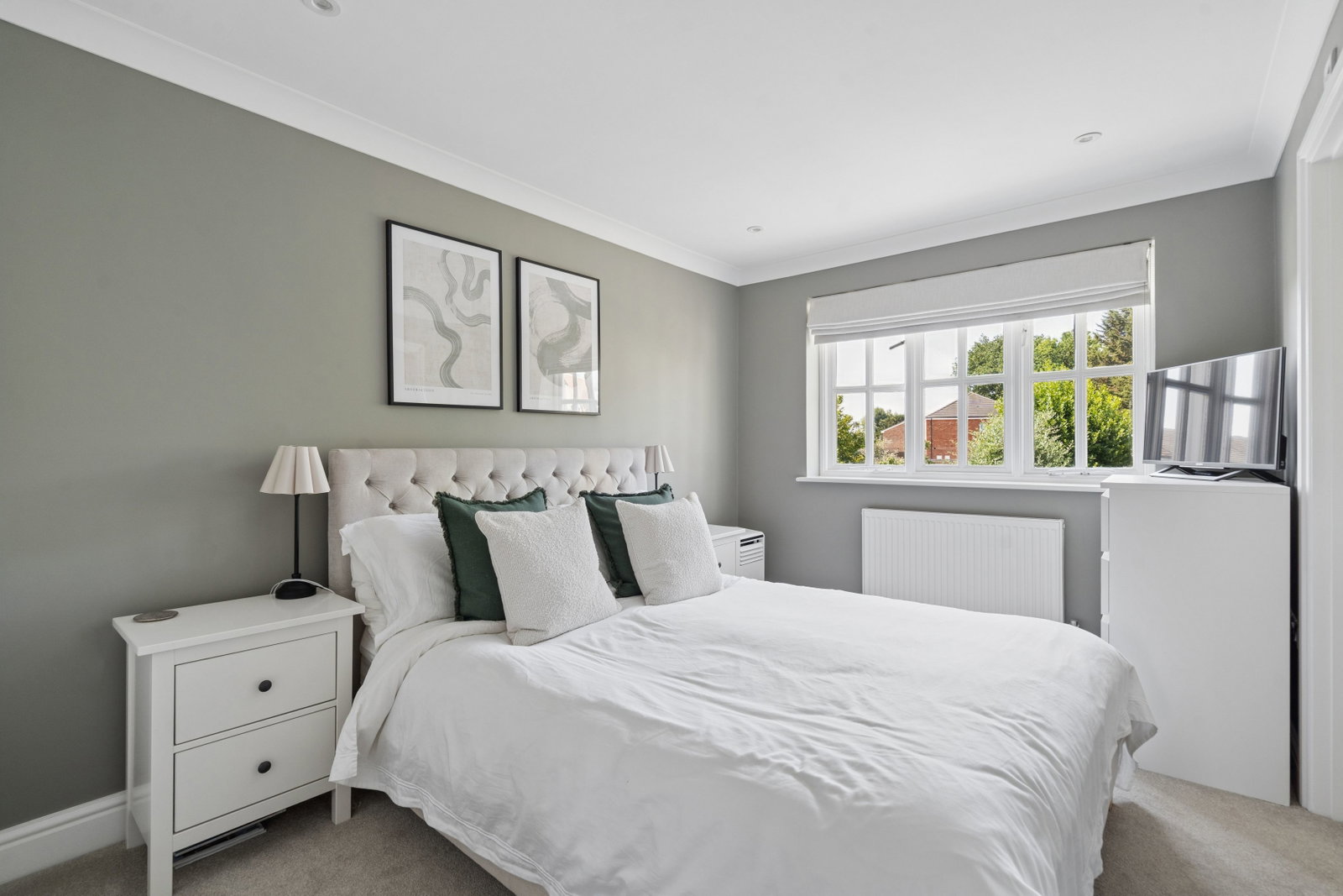 Semi Detached House in Gerrards Cross