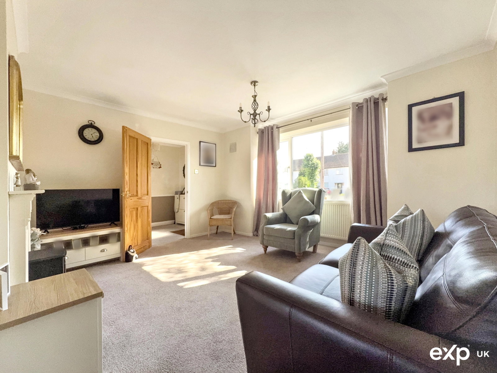 Semi Detached House in Aylesbury