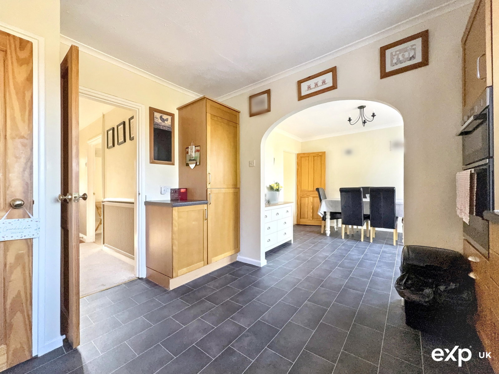 Semi Detached House in Aylesbury