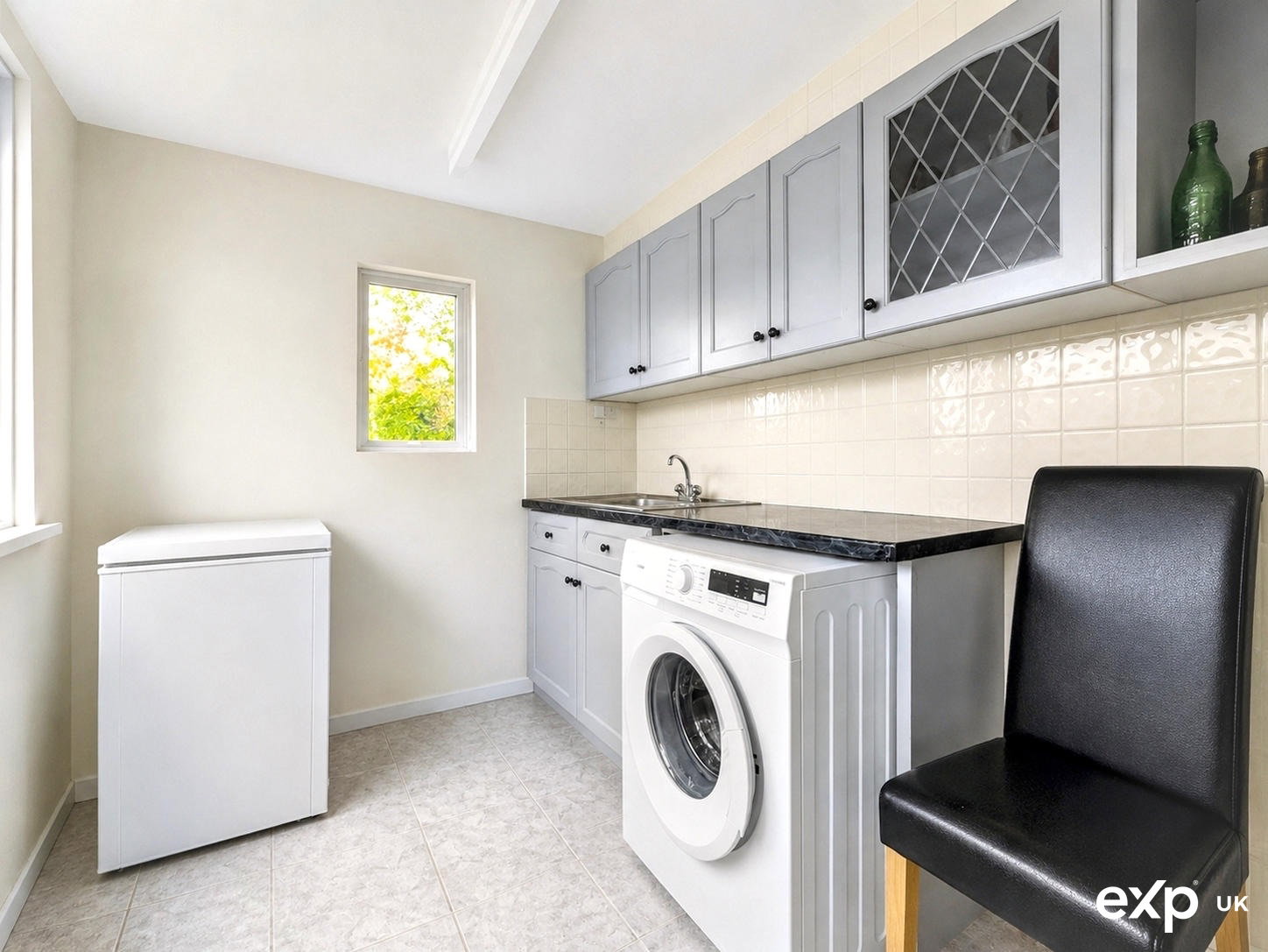 Semi Detached House in Aylesbury