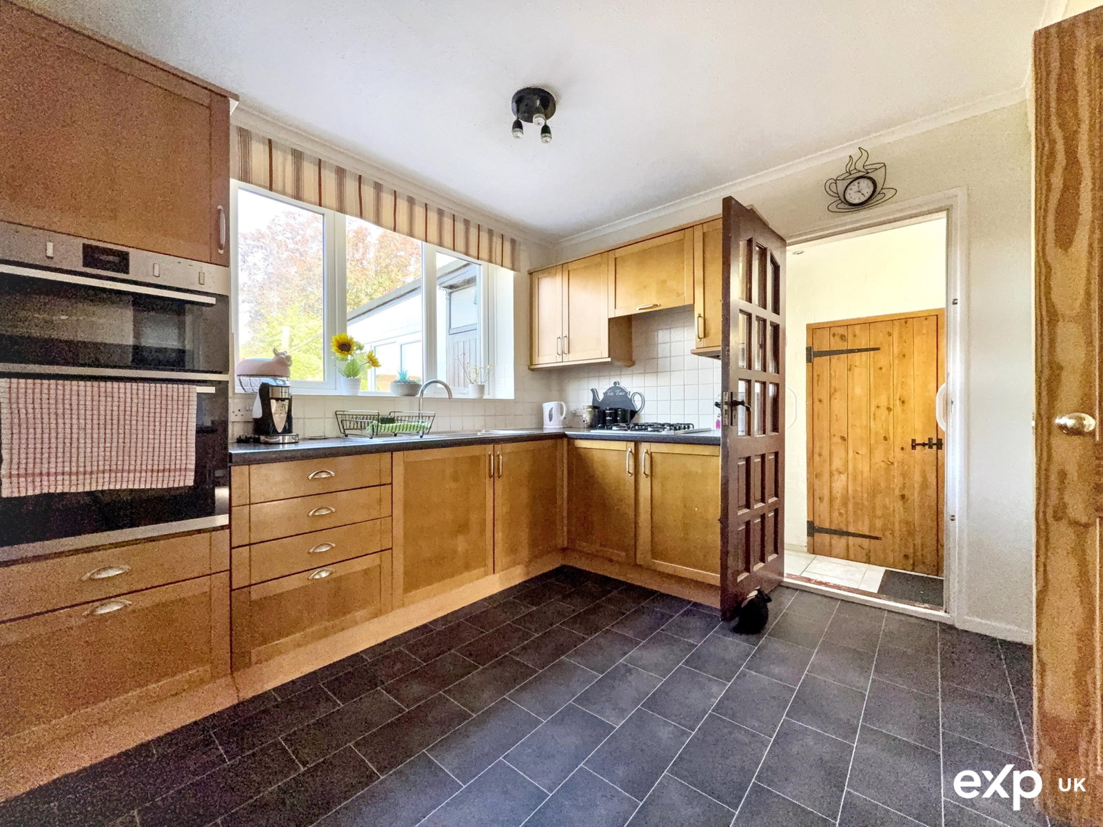 Semi Detached House in Aylesbury