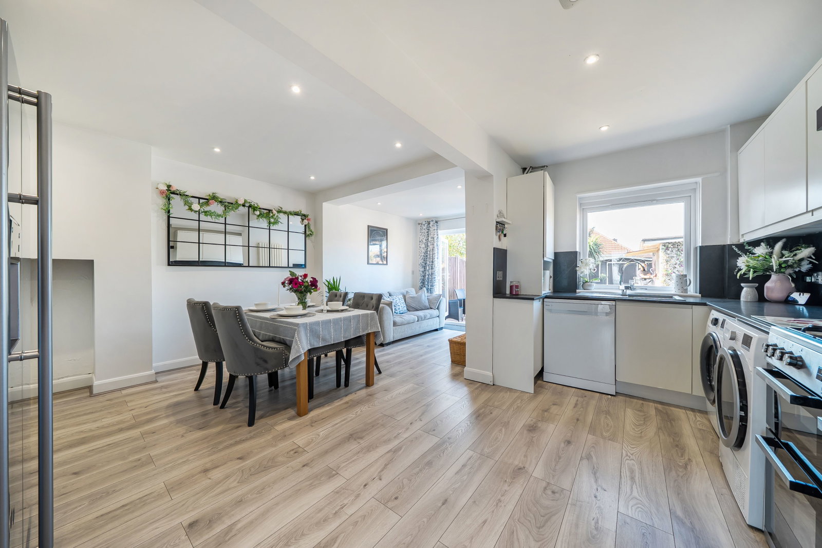 Semi Detached House for sale in Birchington, Park Avenue, Birchington, 959 m²