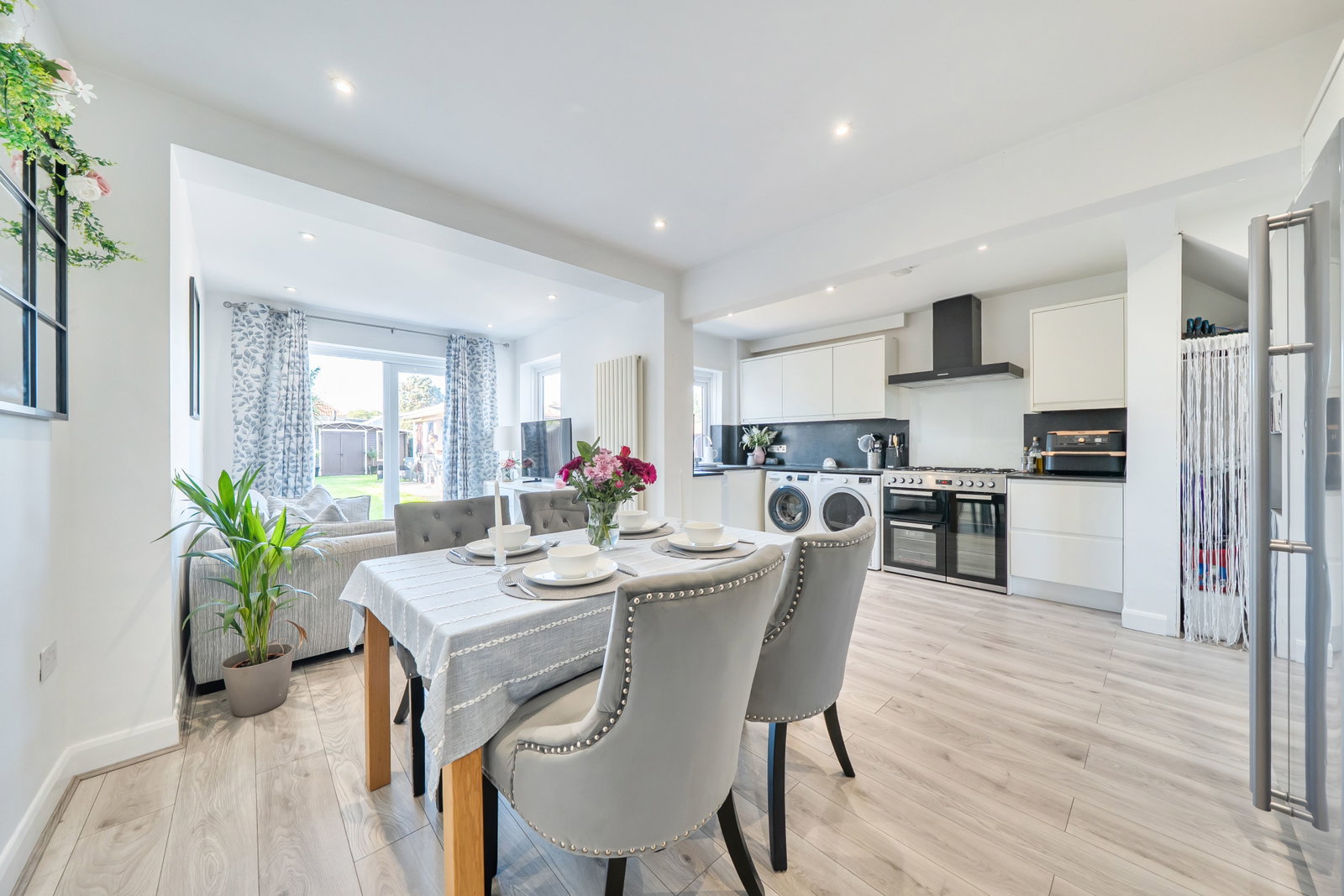 Semi Detached House for sale in Birchington, Park Avenue, Birchington, 959 m²