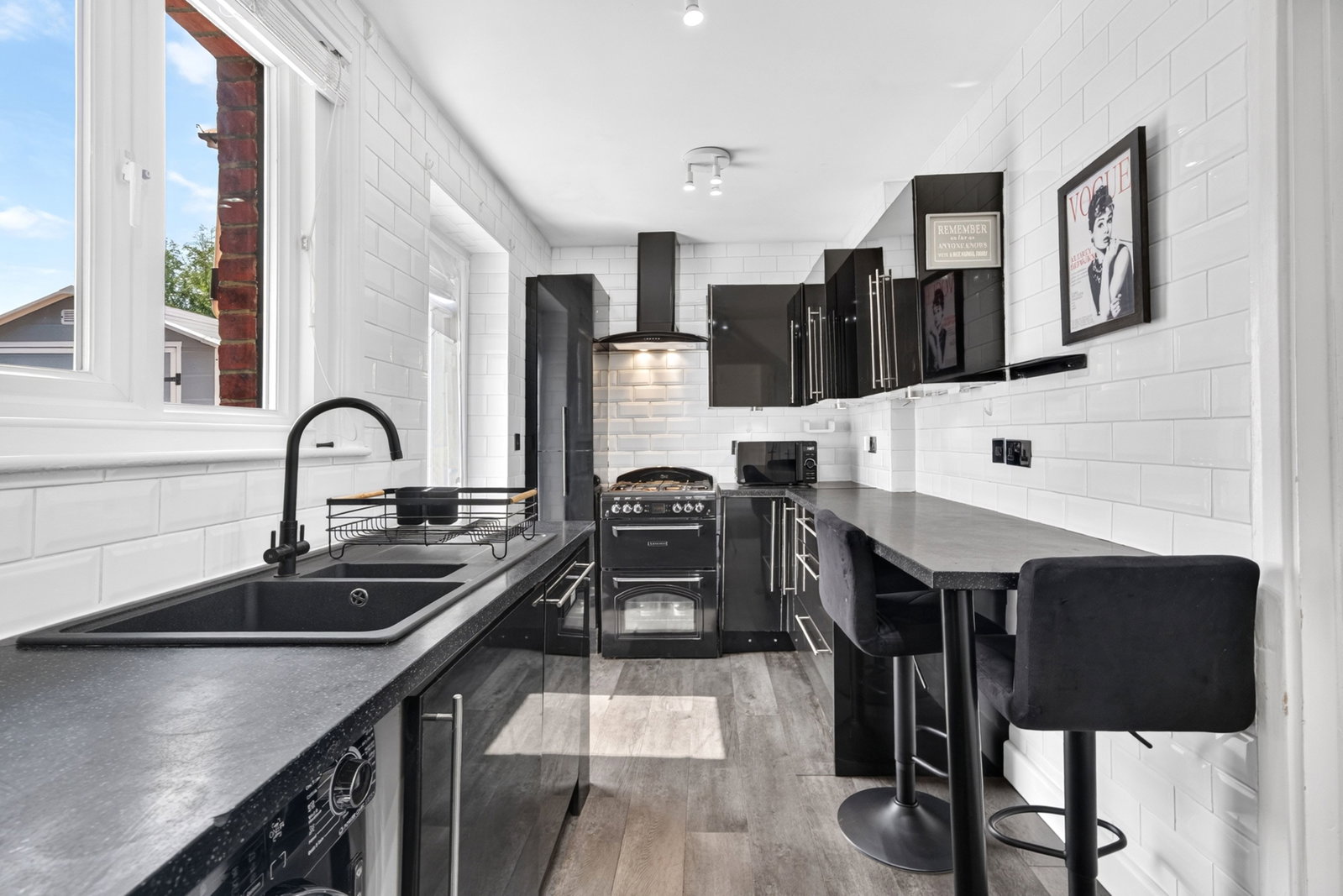 Semi Detached House in Borehamwood