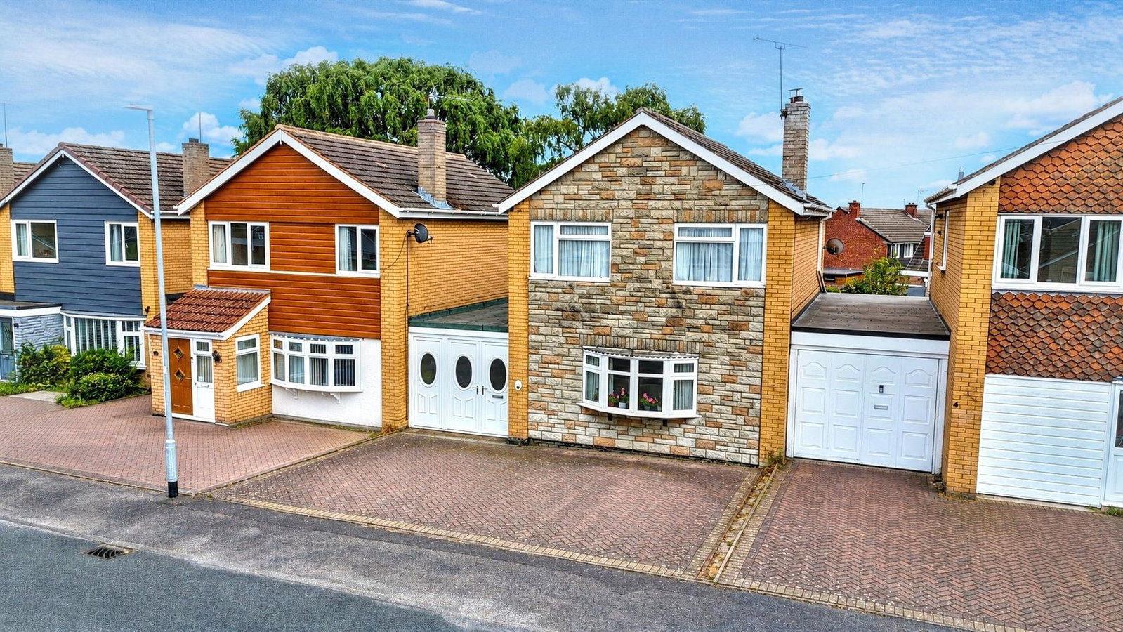 Link Detached House in Rugeley