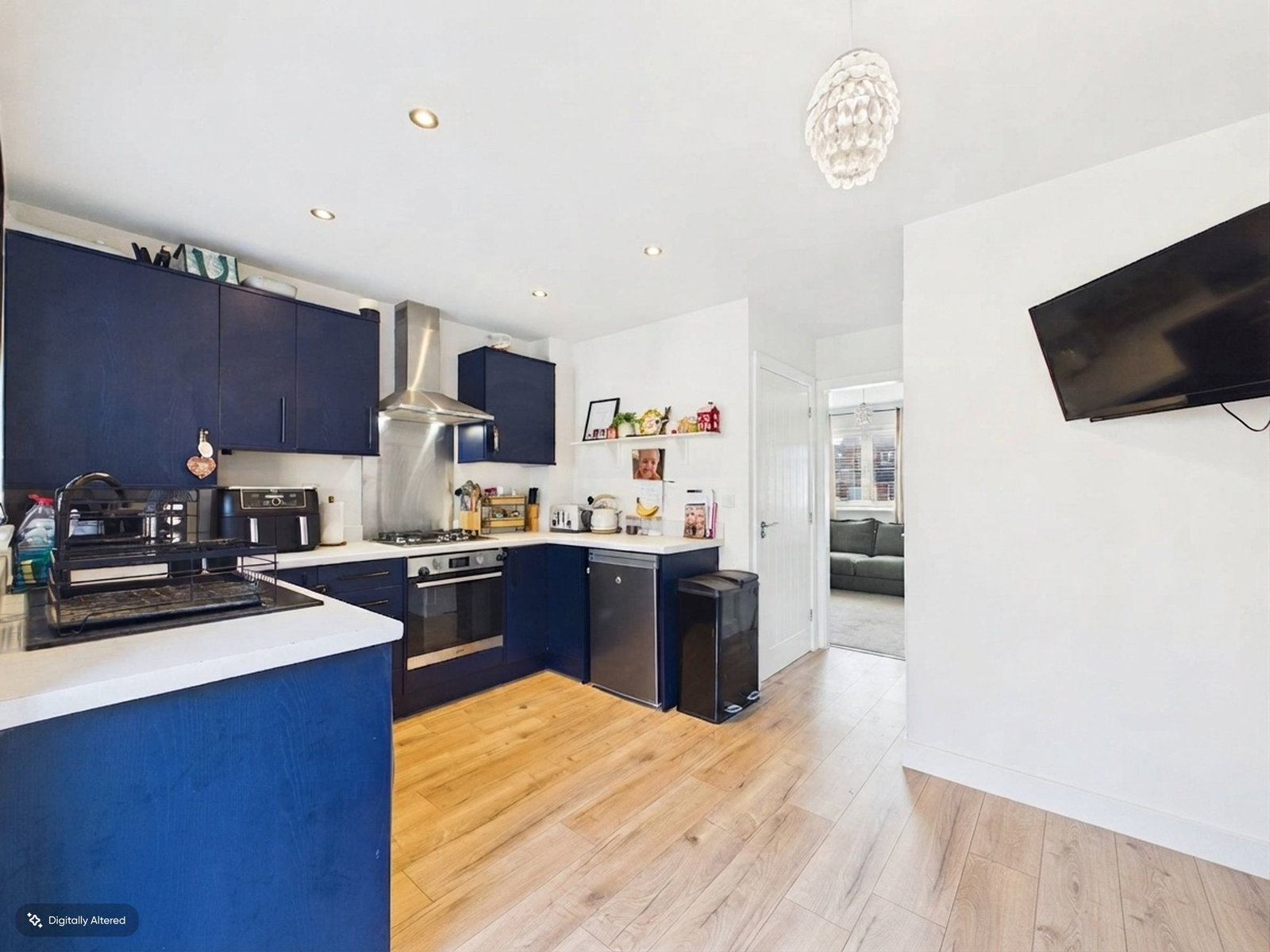 Semi Detached House in Telford