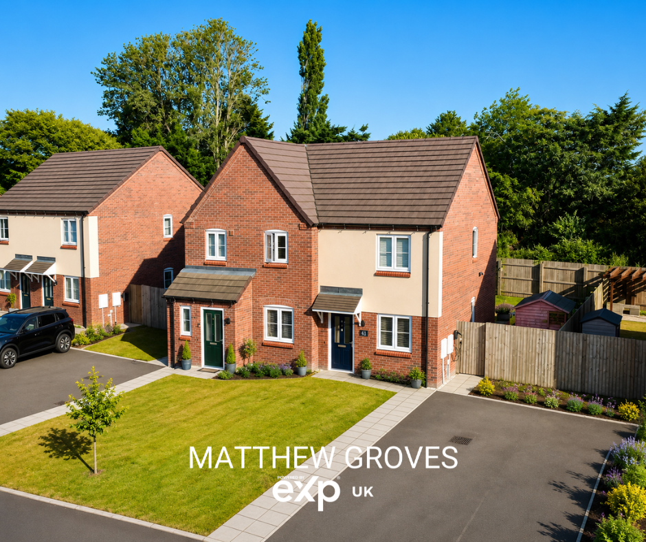 Semi Detached House in Telford