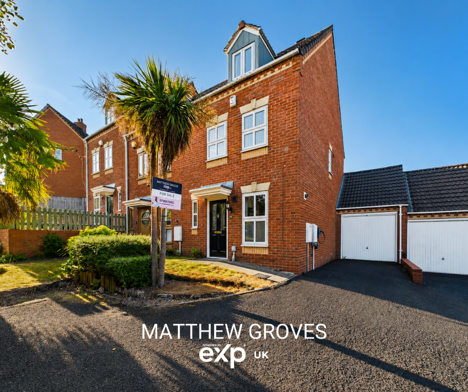 Semi Detached House in Telford