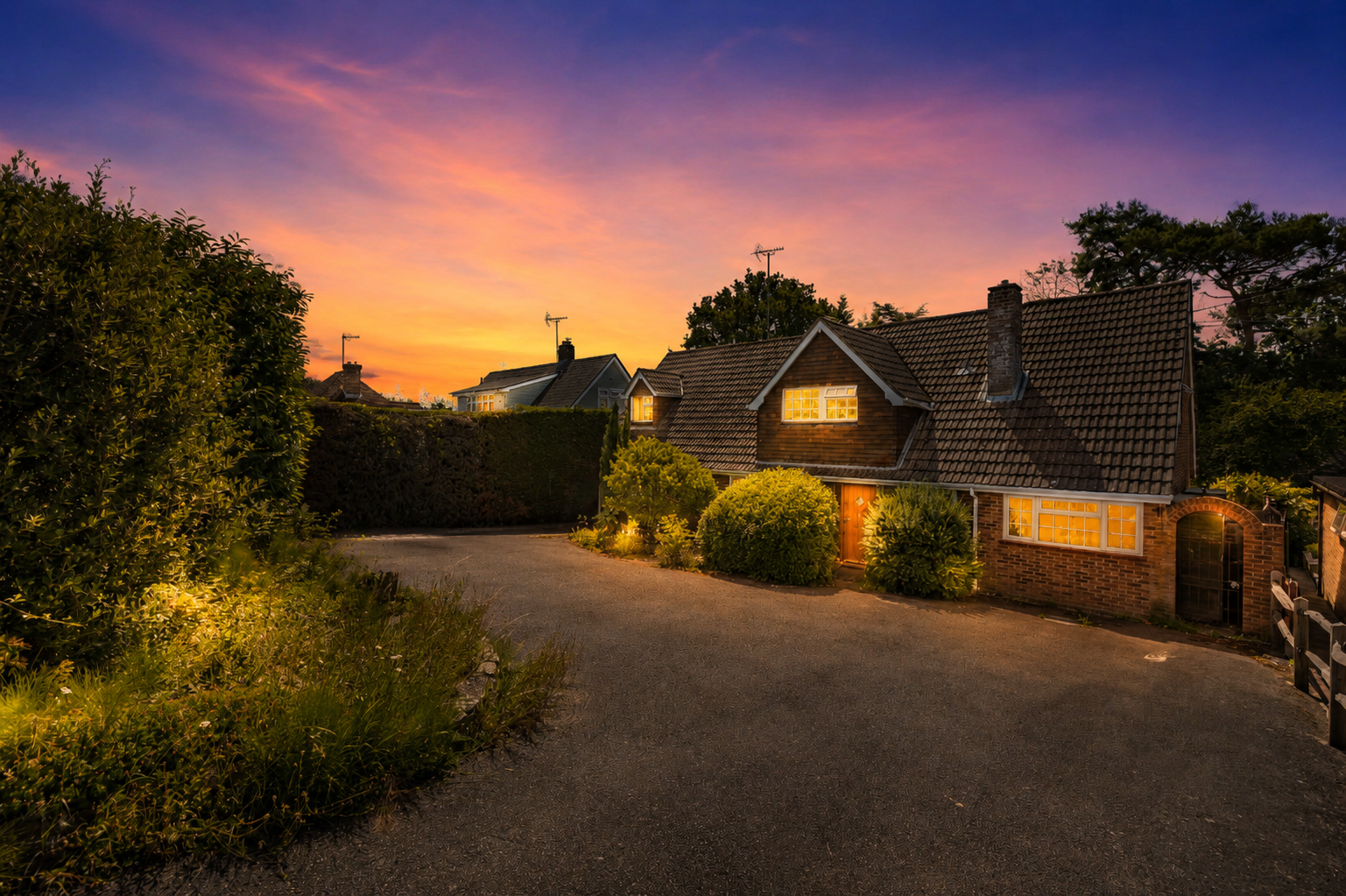 Detached House in Horsham