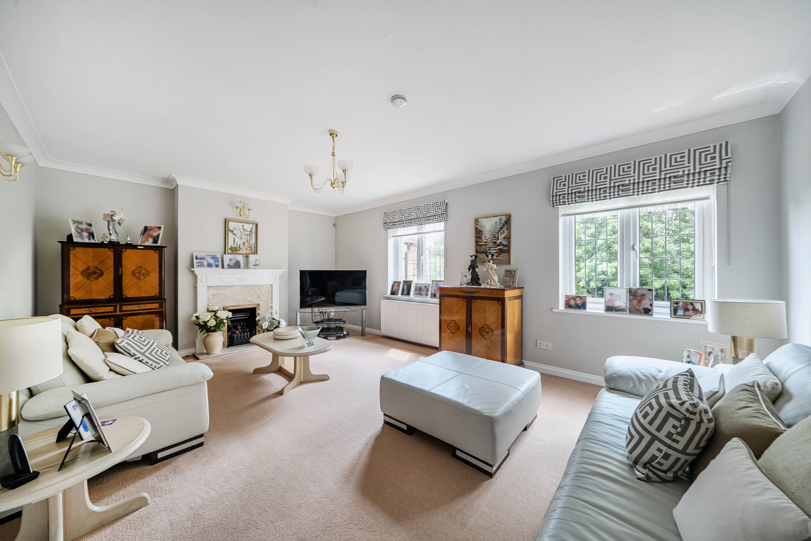 Flat in Bushey