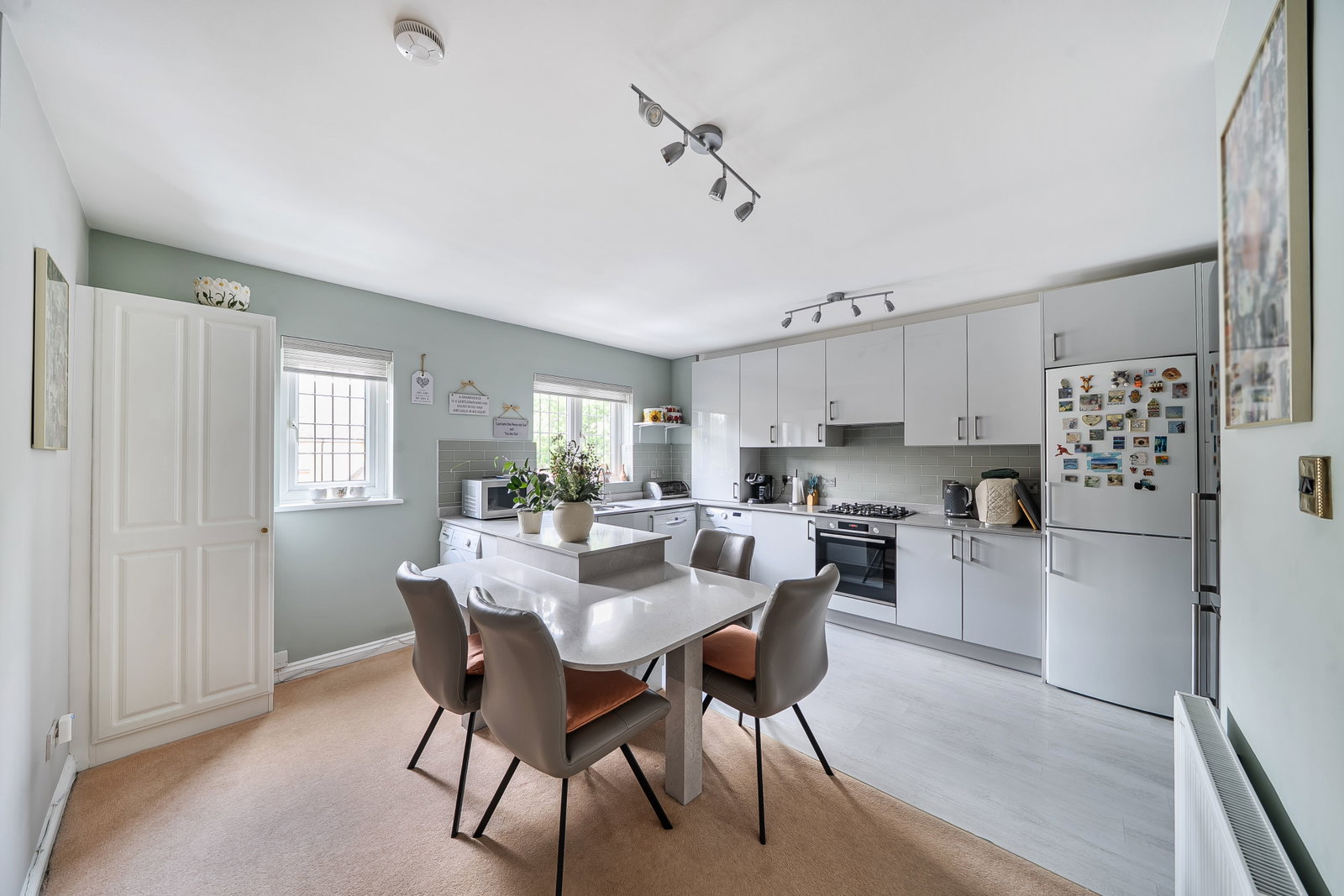 Flat in Bushey