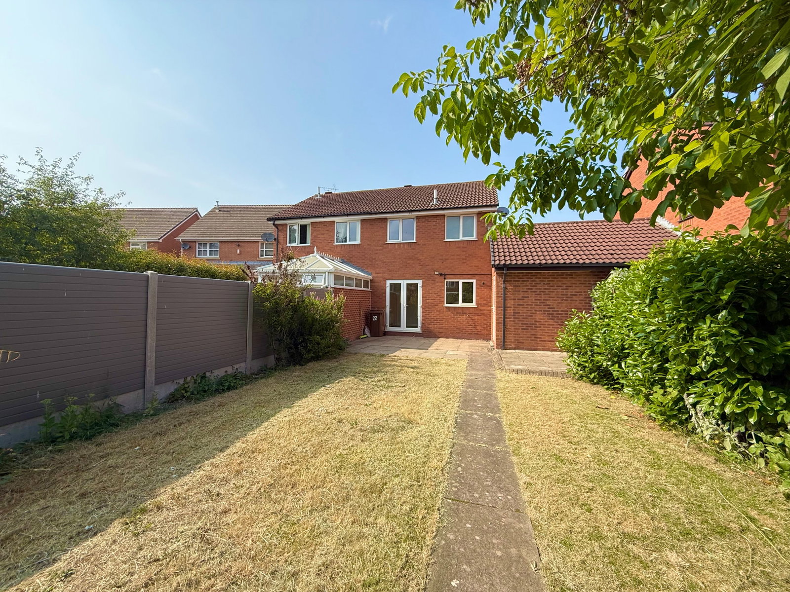 Semi Detached House in Burton-on-trent 2