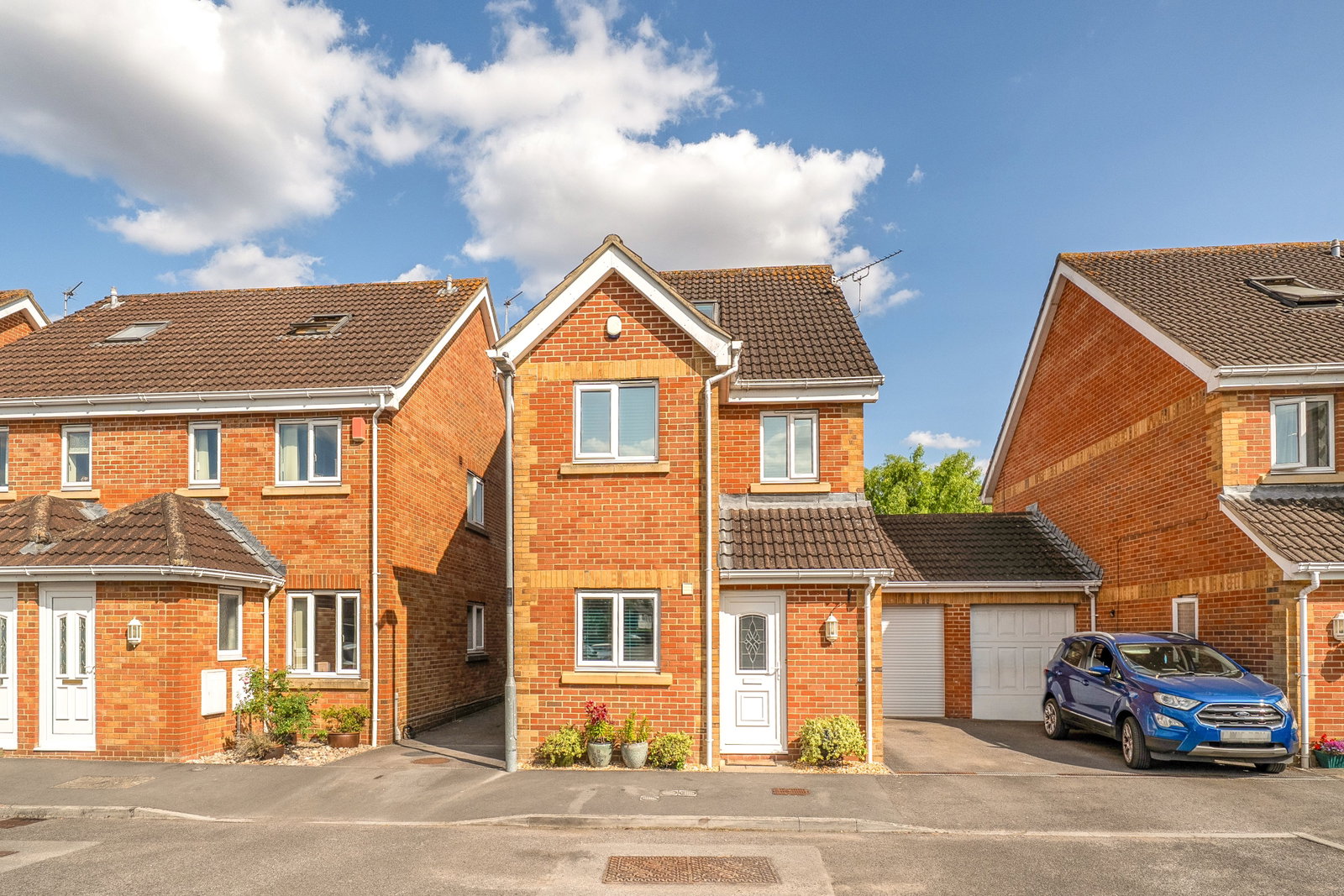 Link Detached House in Melksham